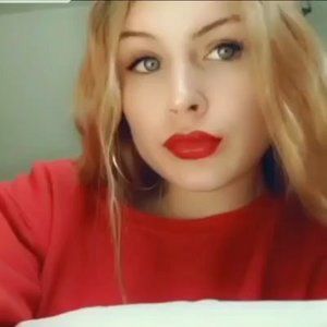 Meet your Posher, Lilya